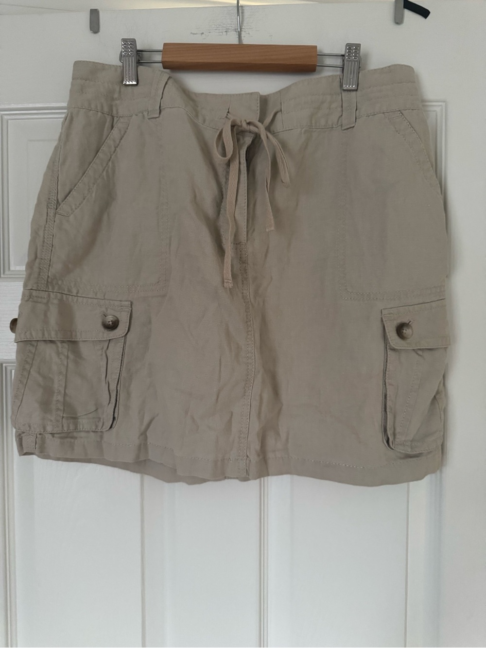 Ann Taylor khaki Cargo Skirt -Sz 12